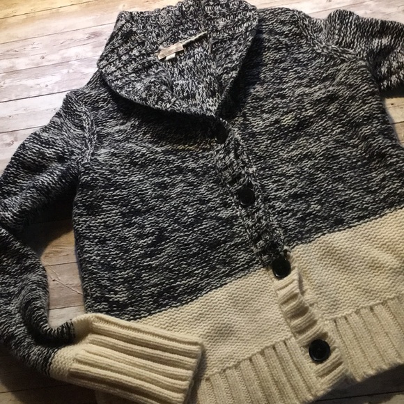 Gap button up cardigan sweater. Size s. - Picture 2 of 10